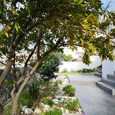 Summer Villa Adamantas (Milos)