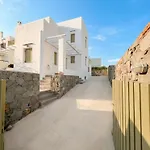 Villa Summer Adamantas (Milos)